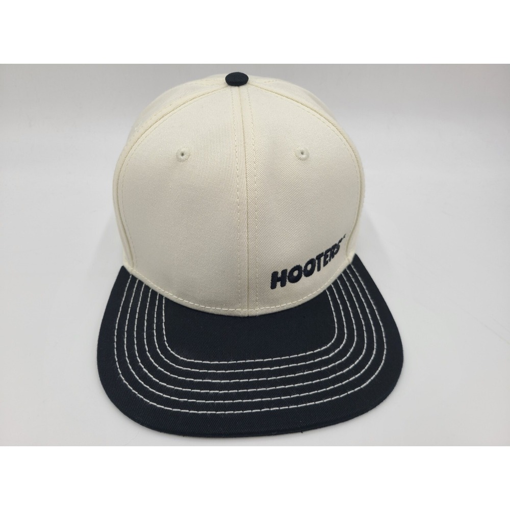 Hooters Fahrenheit Headwear Snapback Hat Cap Restaurant‎ Men Women White Black